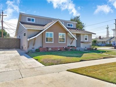 8100 E Token St, Long Beach, CA, 90808