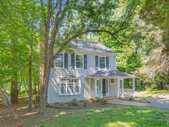 3104 Mollifield Ln, Charlottesville, VA 22911