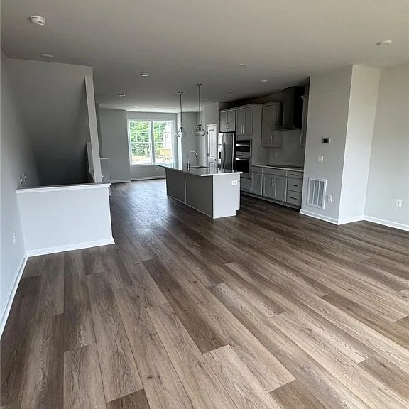 518 Sybil St — Photo 8