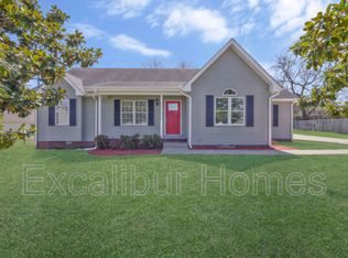 2219 Sawmill St, Murfreesboro, TN 37128