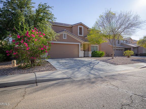 2nd image of 1535 E SILVER REEF Drive