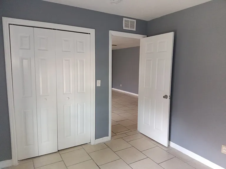3605 N 54th St — Photo 7