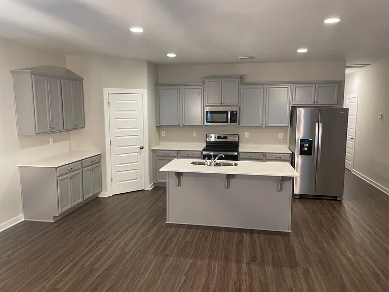 35 Coleman Ln — Photo 15
