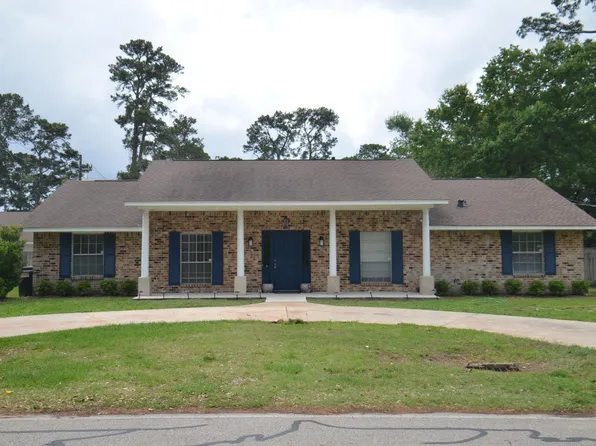 17603 Wild Oak Dr, Houston, TX 77090