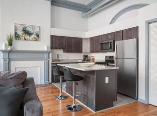 2031 Chestnut St #2F, Philadelphia, PA 19103