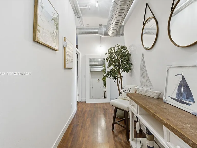 3029 188th St #601 — Photo 2