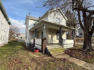 1613 Hanna St, New Castle, PA 16102