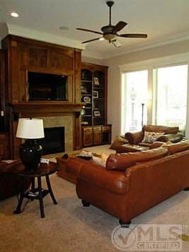 3rd image of 6112 Temple Oaks Ct