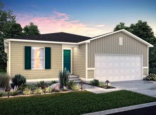 201 Old Oak Rdg, Hills, IA 52235