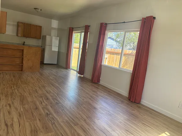 3405 Northlake Way NW APT 2, Bremerton, WA 98312