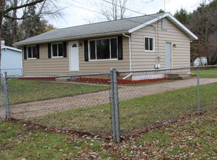 3101 Briarwood Dr, Kalamazoo, MI 49004