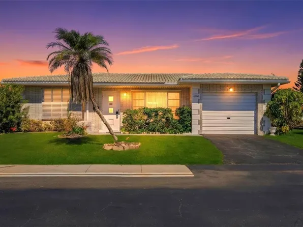 8760 Pickwick Rd, North Port, FL 34287