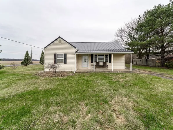 11257 N Avon Belden Rd, Grafton, OH 44044