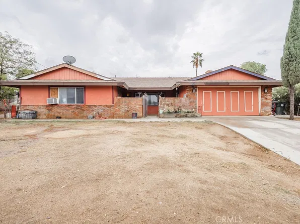 9524 52nd St, Riverside, CA 92509