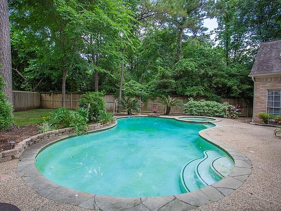 The pool pump and the filter system were replaced in 2019...