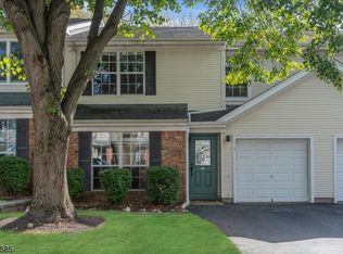 219 Learnington Way, Somerset, NJ 08873