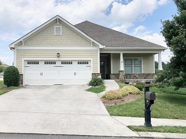 9299 Leyland Dr, Ooltewah, TN 37363