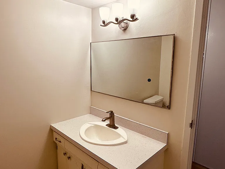 1550 Worcester Rd #526 — Photo 39