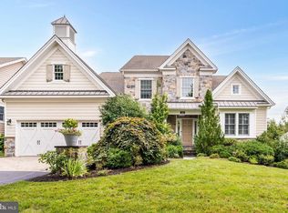 303 Park Hill Ln, Newtown Square, PA 19073