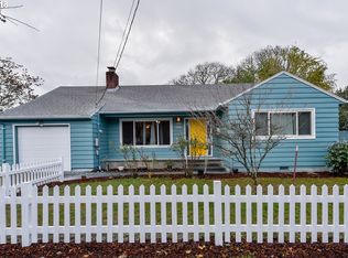 525 E Dartmouth St, Gladstone, OR 97027
