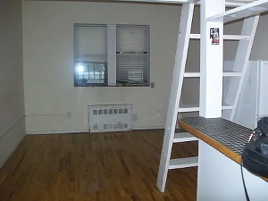 Rented by Match Realty | media 23
