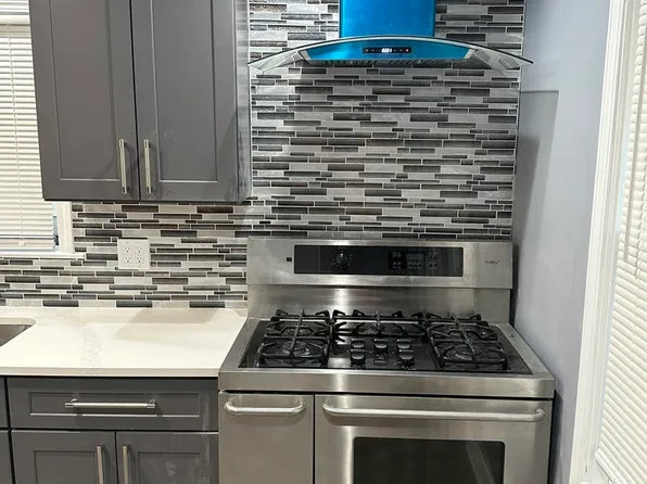 8201 S Homan Ave, Chicago, IL 60652