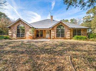 656 Acorn Dr, Decatur, TX 76234
