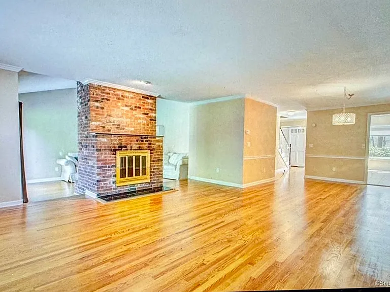 136 Tunxis Vlg #136 — Photo 4
