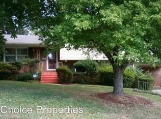 3132 Clearview Dr, Charlotte, NC 28216