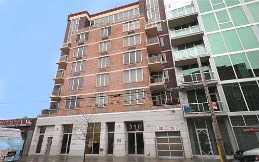 1st image of 390 Kings Hwy #2
