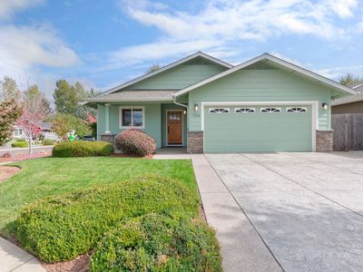 1563 Kokanee Ln, GRANTS PASS, OR, 97527