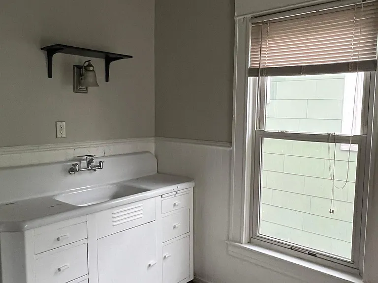 126 Claremont Ave #4 — Photo 3