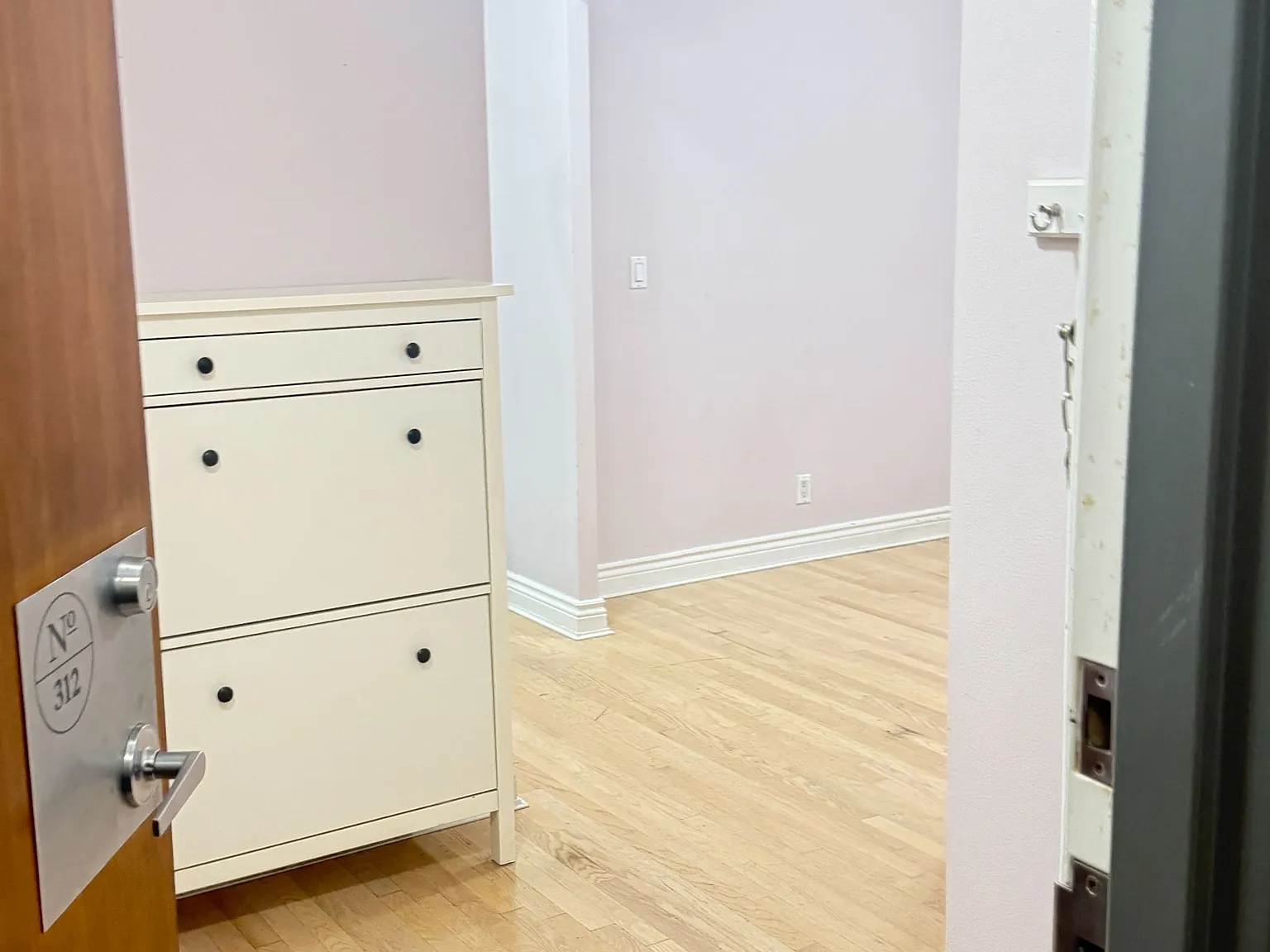 2 bed, $2,500 — Photo 2