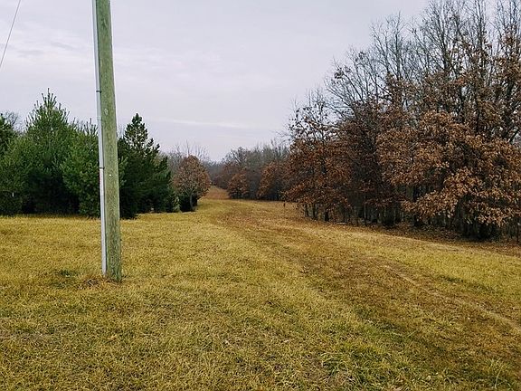 3rd image of 23710 Oak Trl