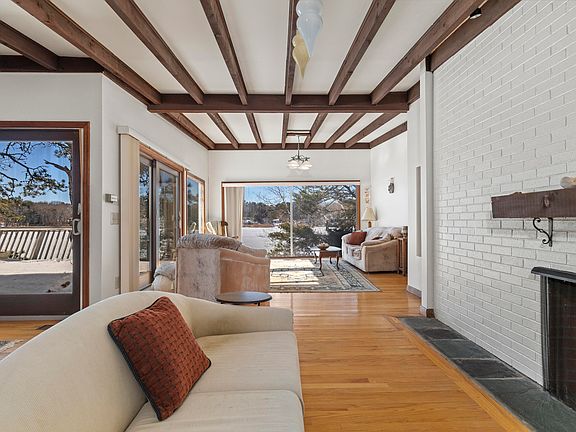 5th image of 36 Little Neck Lane