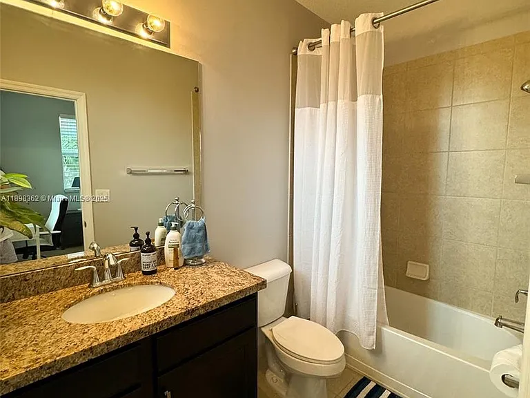 1006 SW 147th Ave — Photo 17