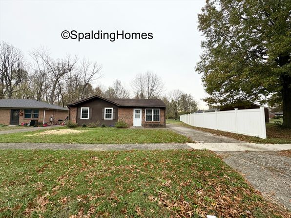 8917 Maplecreek Dr