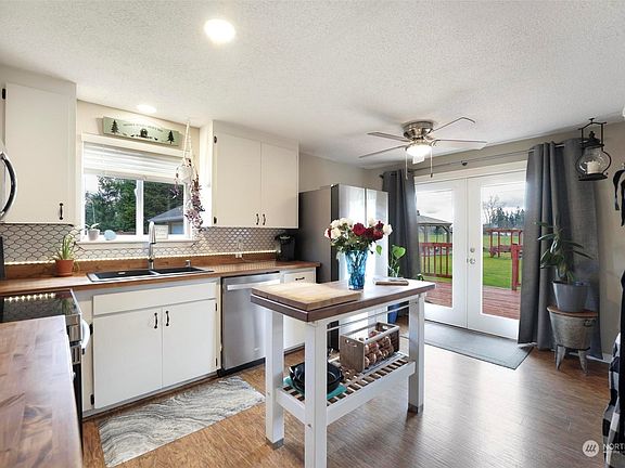 3rd image of 16046 SE 86th Avenue