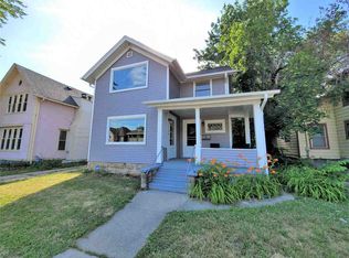 1142 N Main St, Rockford, IL 61103