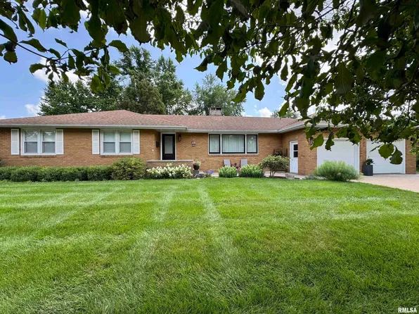 727 E Franklin St, Macomb, IL 61455