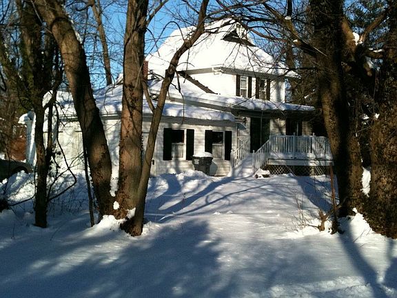 2nd image of 2400 Niles Ave