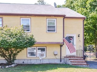 31 Midland Rd, Taunton, MA 02780