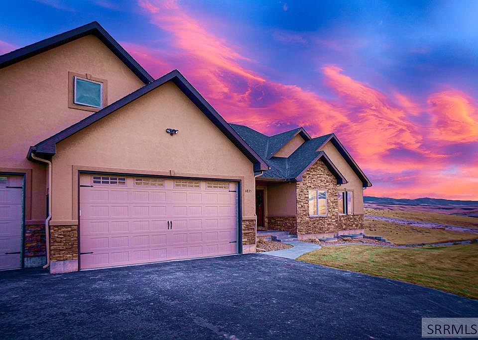 1st image of 6835 S Red Bluff Ln