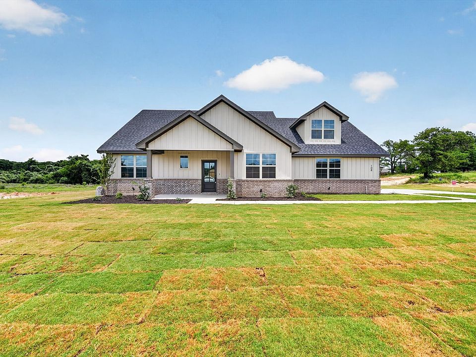 1st image of 108 Loveta Ln