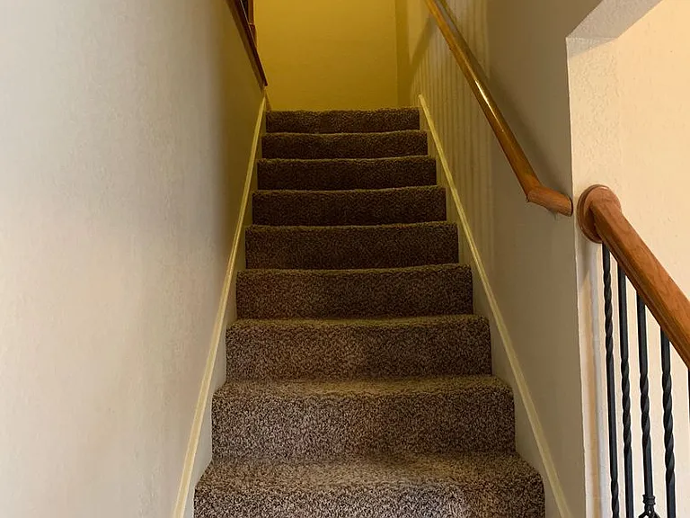 Sydney Court Townhomes — Photo 26