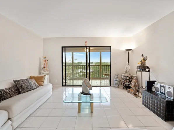 7240 Huntington Lane #408, Delray Beach, FL 33446