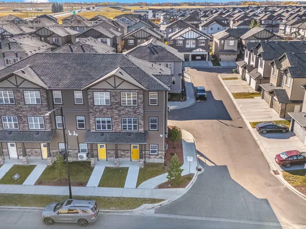 1703 16th Ave NW #19, Edmonton, AB T6T 2C3