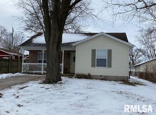 650 N 13th Ave, Canton, IL 61520