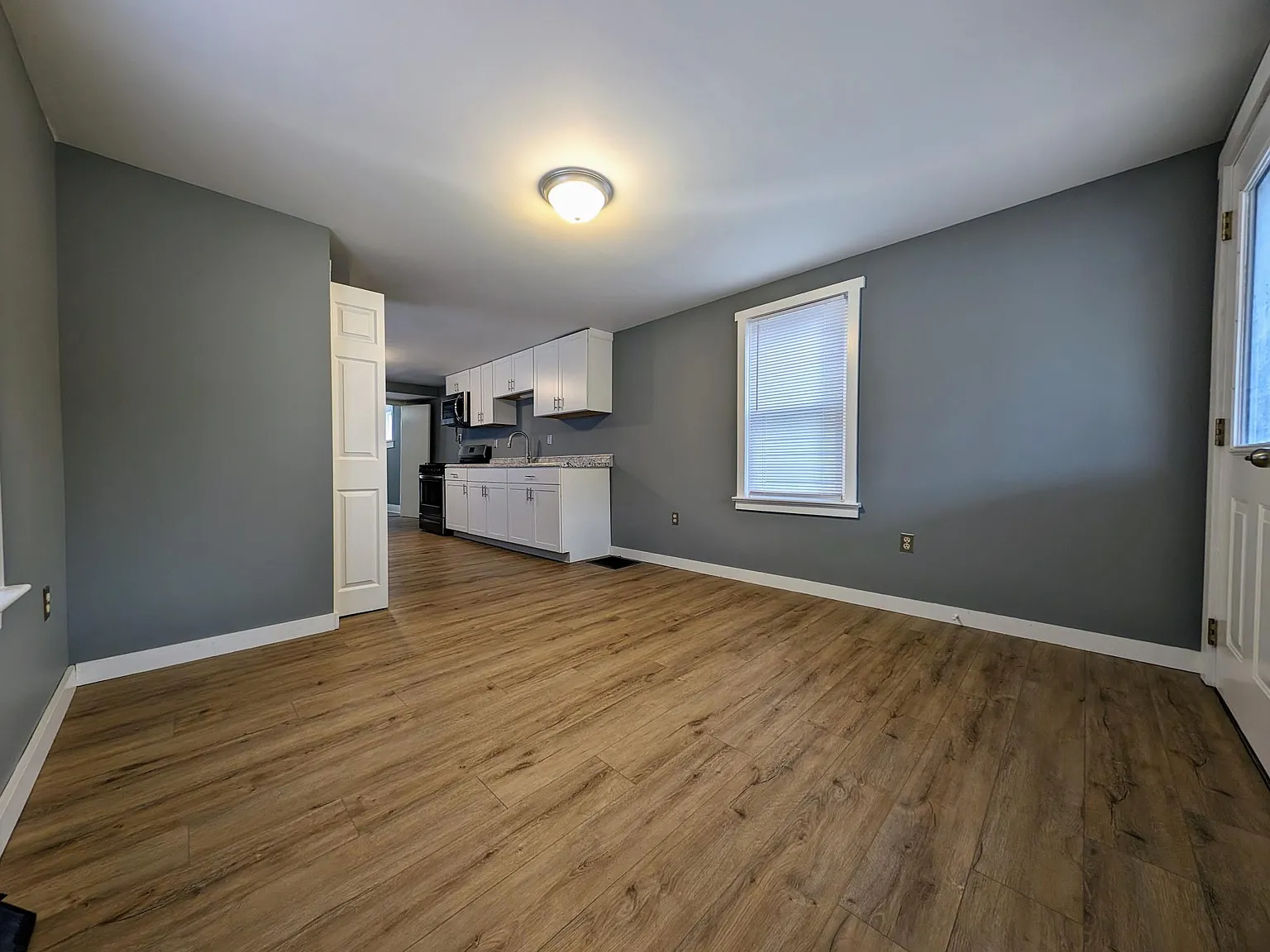 1 bed, 800 sqft, $875 — Photo 2