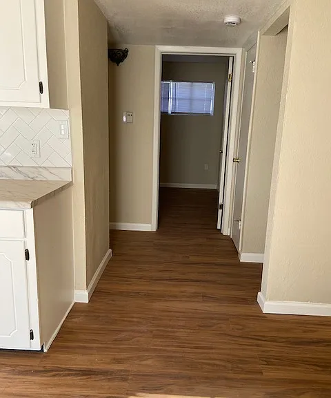 6155 Cleveland Ave #B — Photo 5